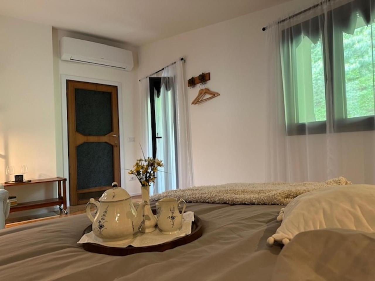 Villa D'Alba Guest House Civenna Екстер'єр фото