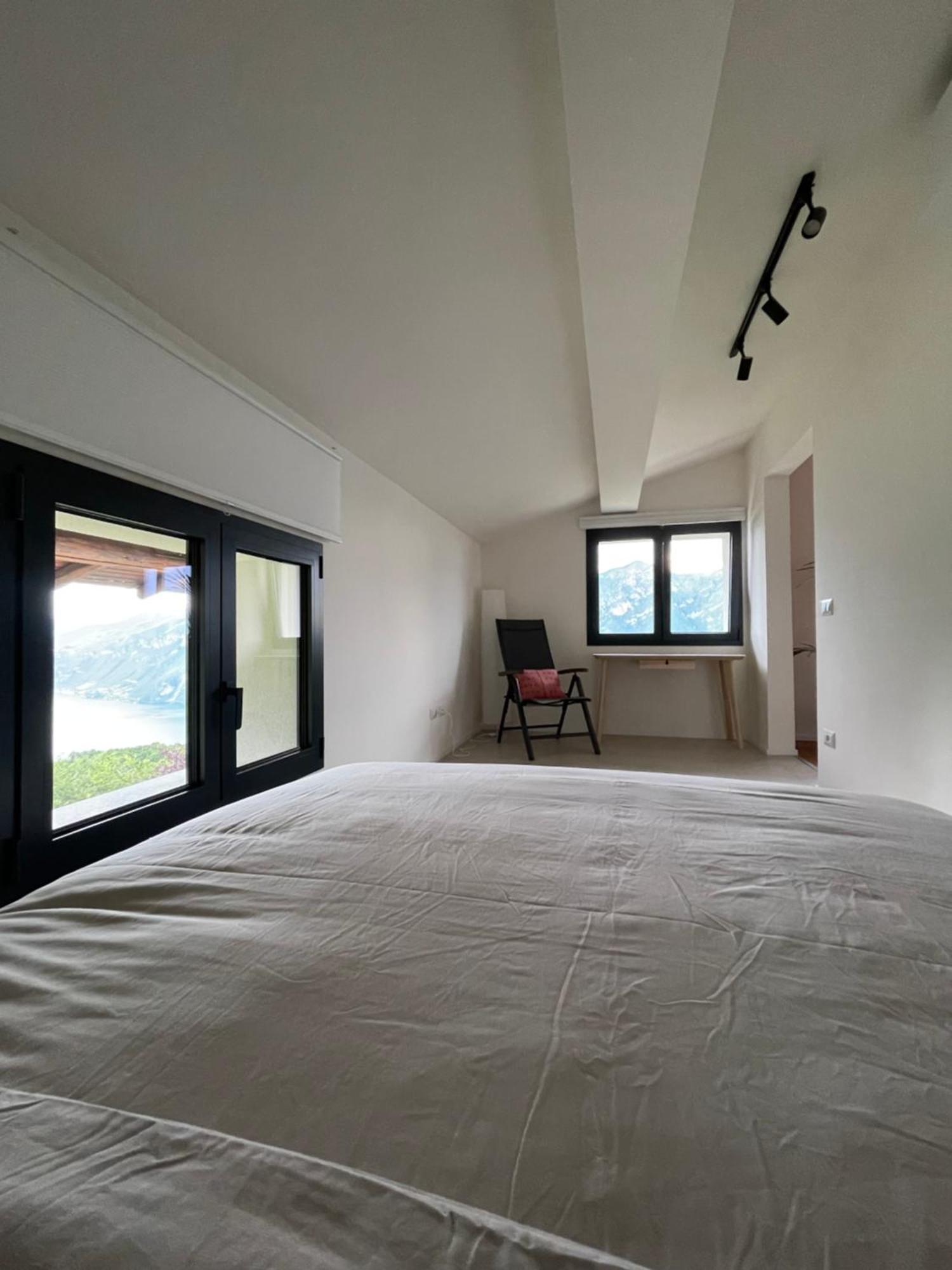 Villa D'Alba Guest House Civenna Екстер'єр фото
