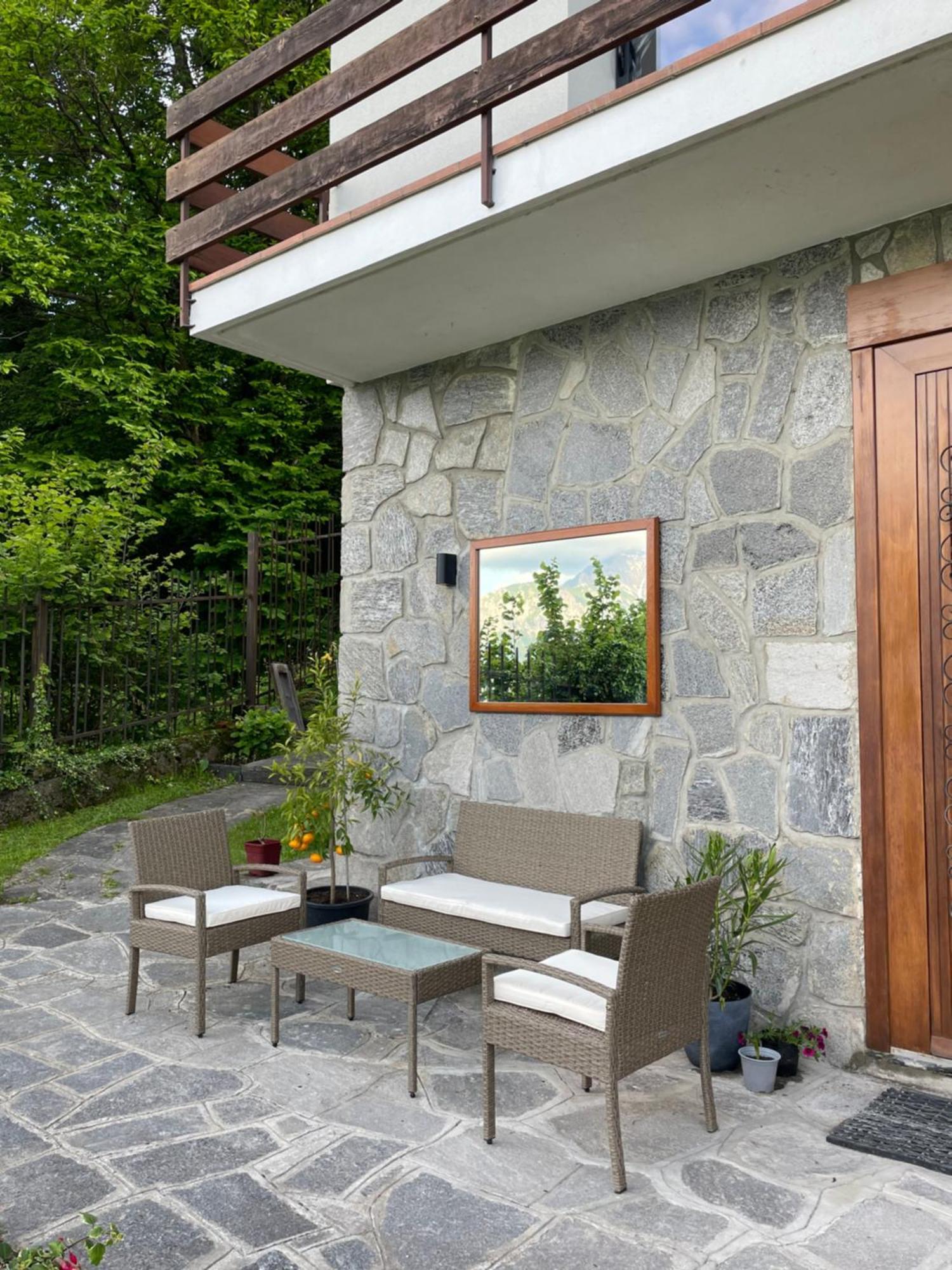 Villa D'Alba Guest House Civenna Екстер'єр фото